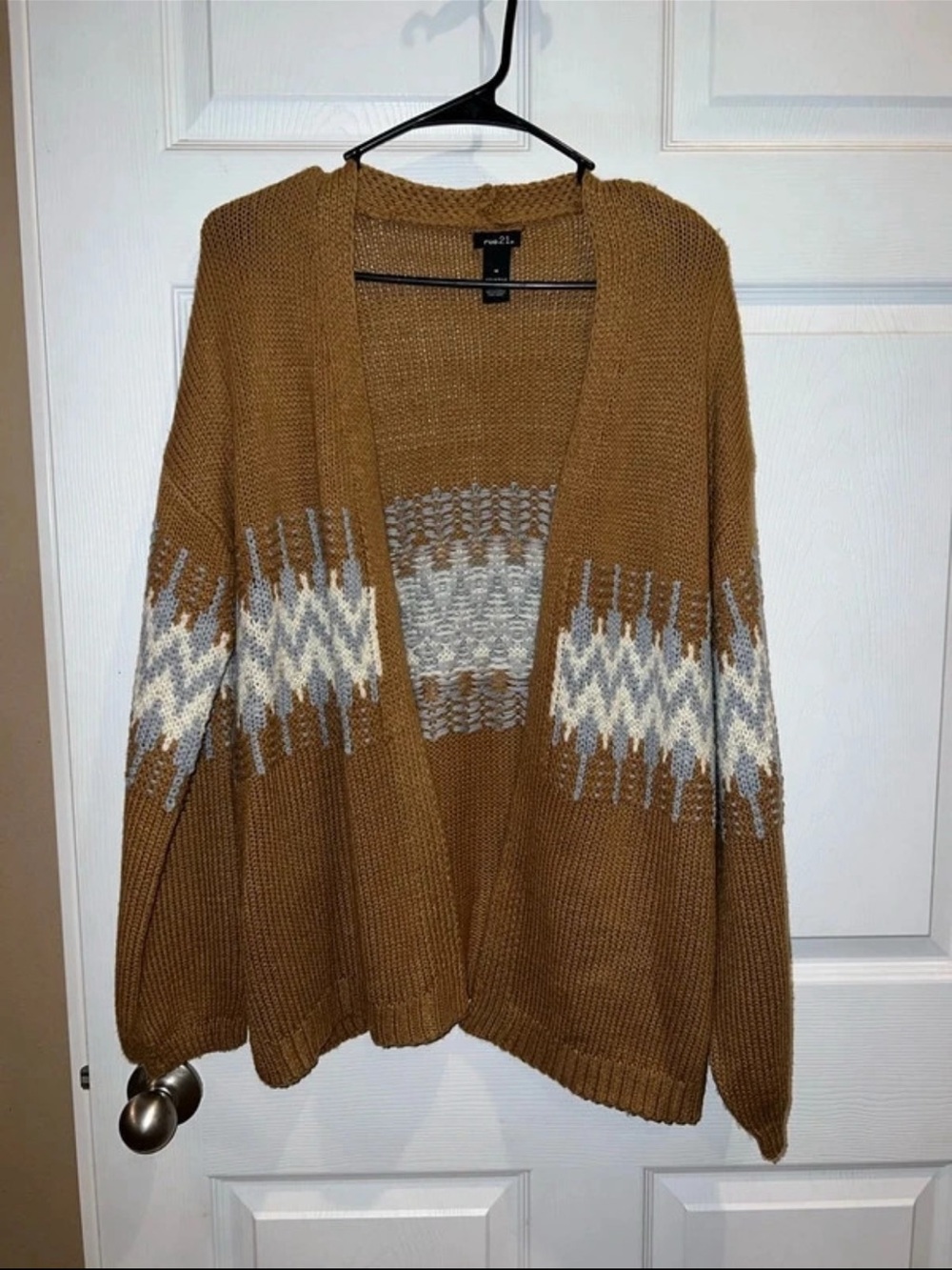 Rue21 Camel Open-Front Cardigan with Ivory & Gray Pattern